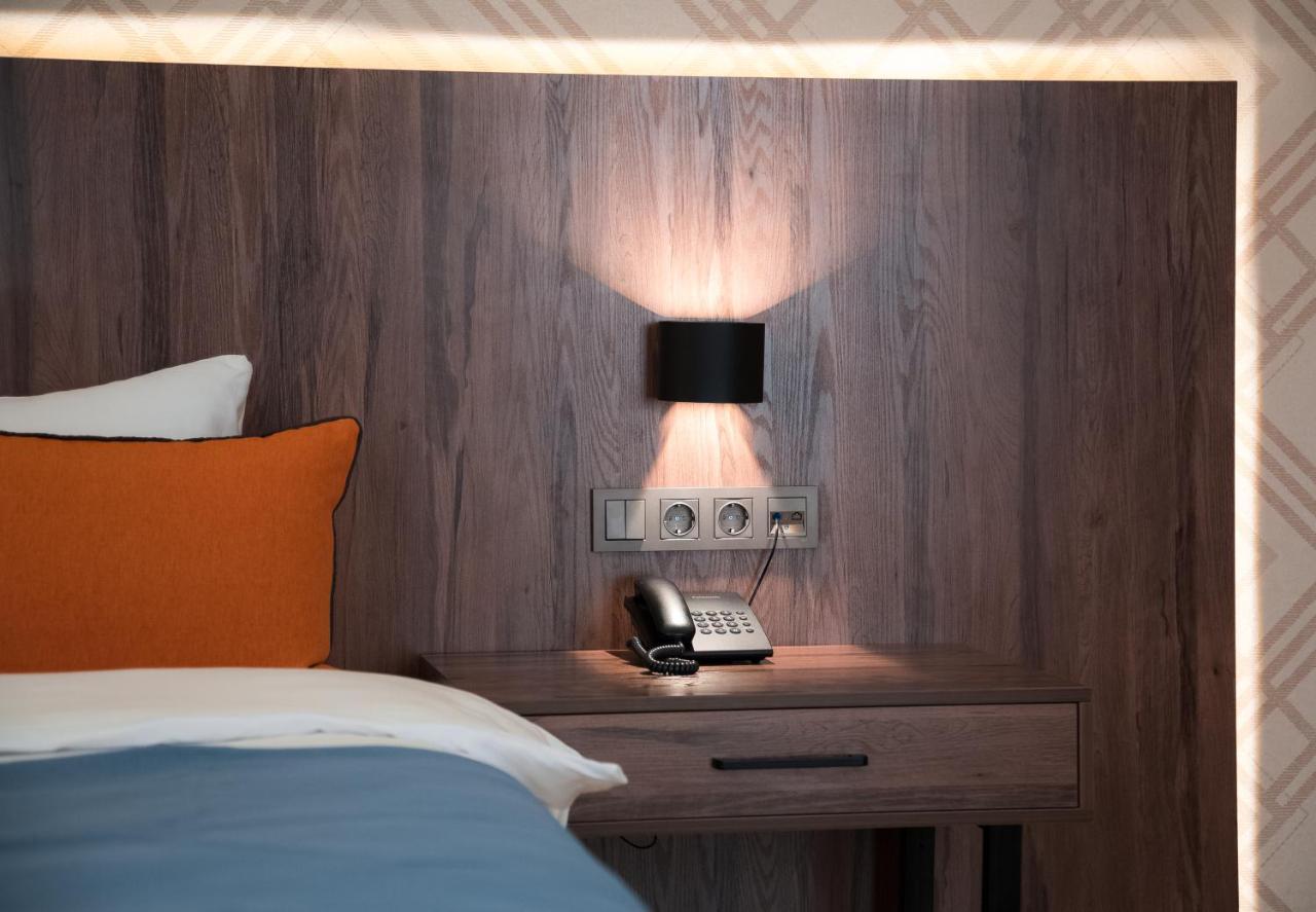 Wellness Hotel And Spa ทาชเคนต์ ภายนอก รูปภาพ