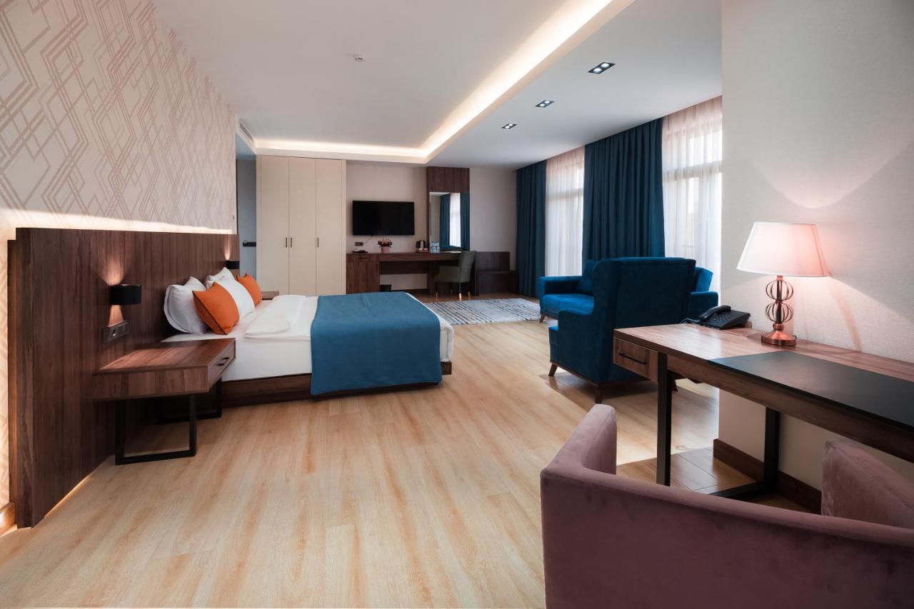 Wellness Hotel And Spa ทาชเคนต์ ภายนอก รูปภาพ